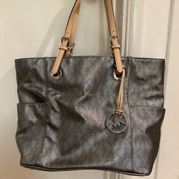 Michael Kors Handbags - Silver Michael Kors Shoulder Purse